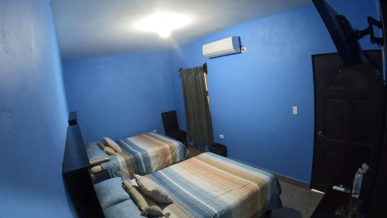 Hotel Prado'S Puerto San Carlos Exteriör bild