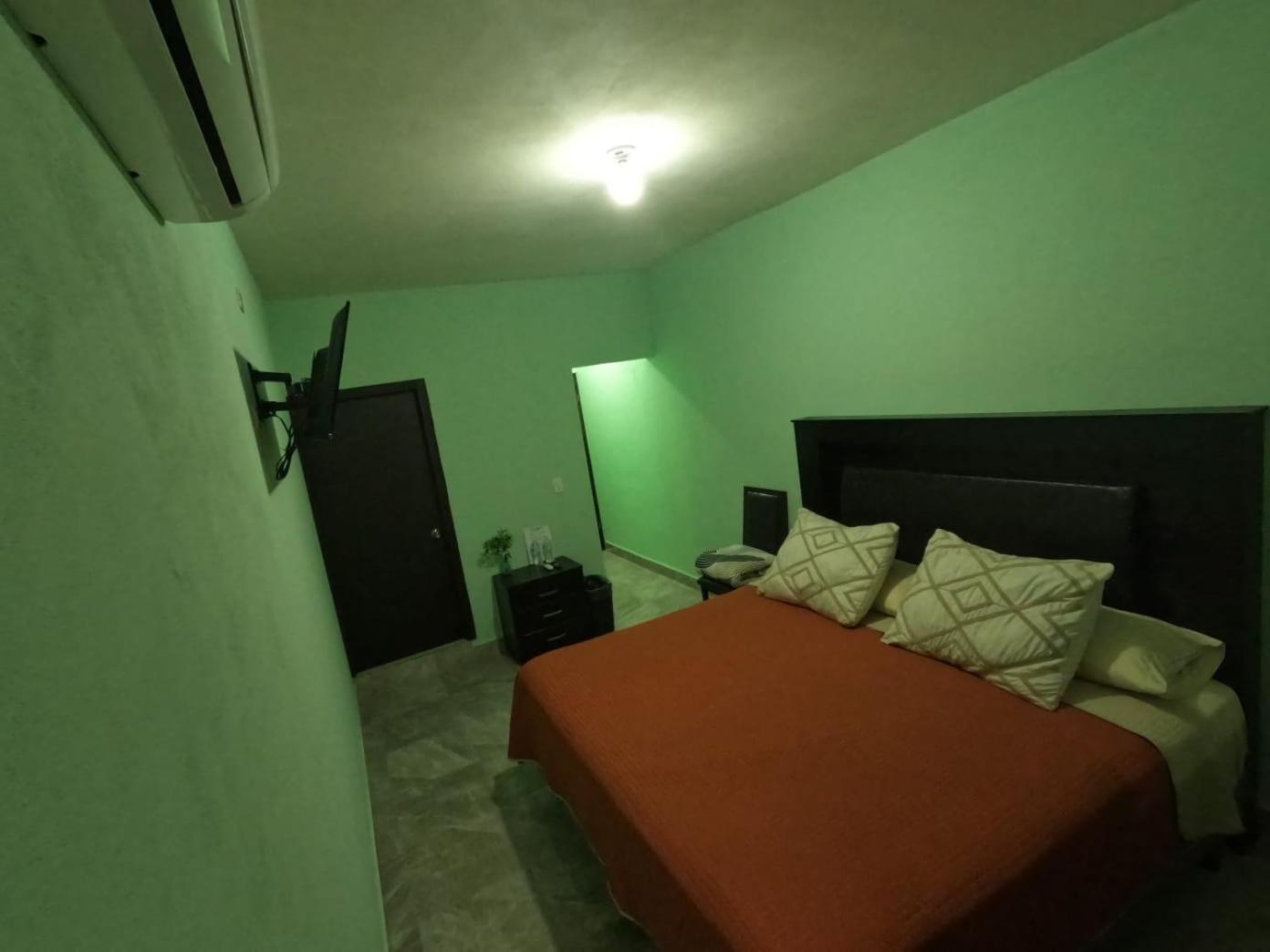 Hotel Prado'S Puerto San Carlos Exteriör bild